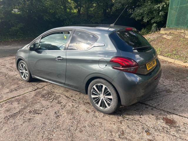 2016 Peugeot 208 1.2 PureTech 82 Allure 3dr