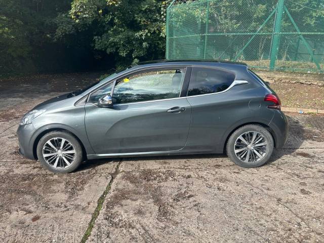 2016 Peugeot 208 1.2 PureTech 82 Allure 3dr